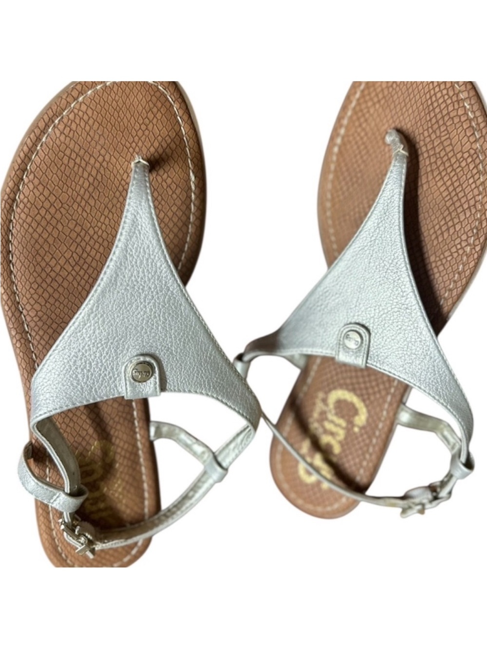 Sam Edelman Women’s Gold T-Strap Thong Sandals with Tan Footbed - Picture 3 of 5